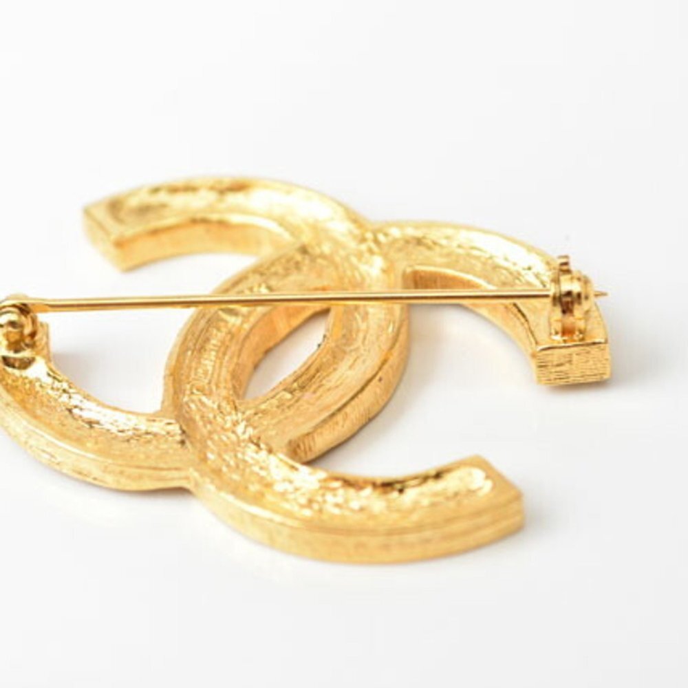 CHANEL Authentic Gold Brooch - Picture 4 of 5